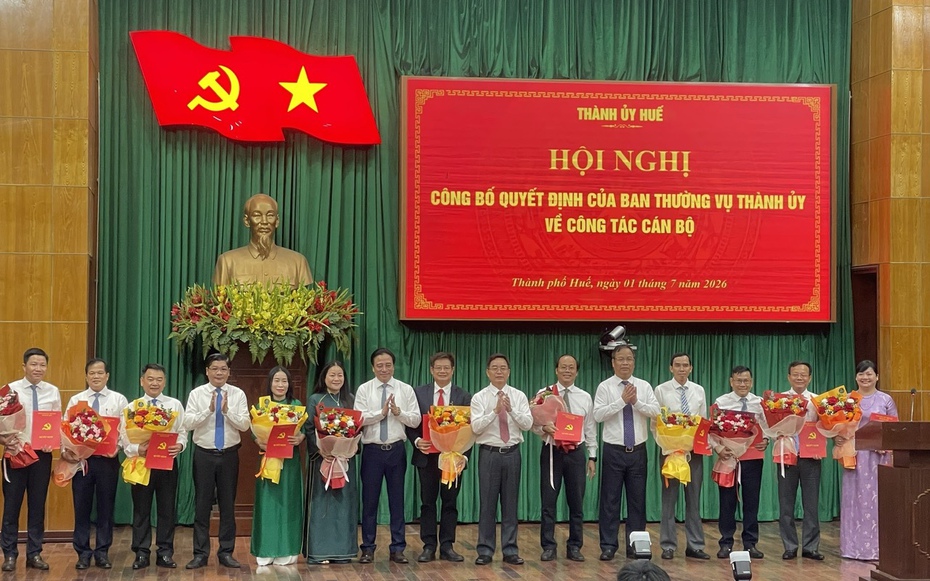 Huế điều động, bổ nhiệm hàng loạt giám đốc sở