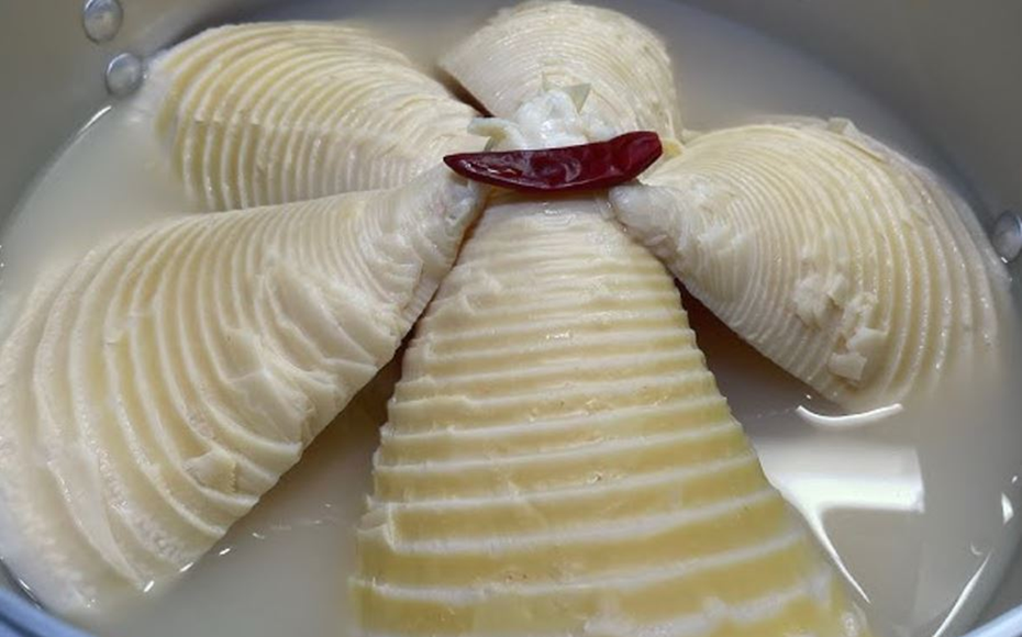 Quốc tế ca ngợi loại rau "vàng xanh" tốt cho sức khỏe, hóa ra bán đầy ngoài chợ Việt