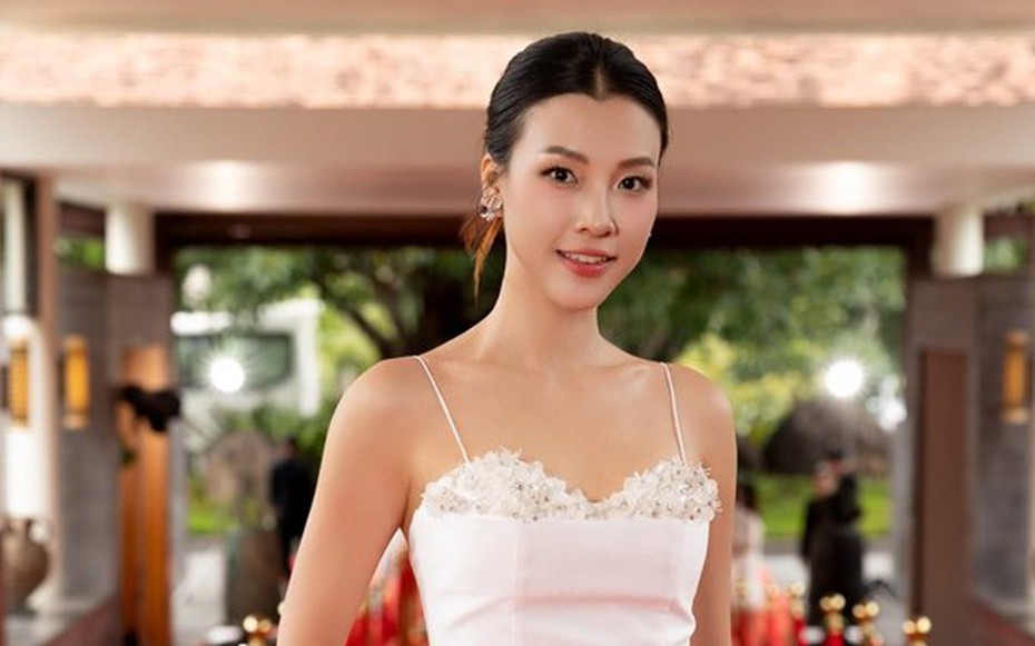 MC Hoàng Oanh lên tiếng khi lộ hint hẹn hò bên bạn trai mới?
