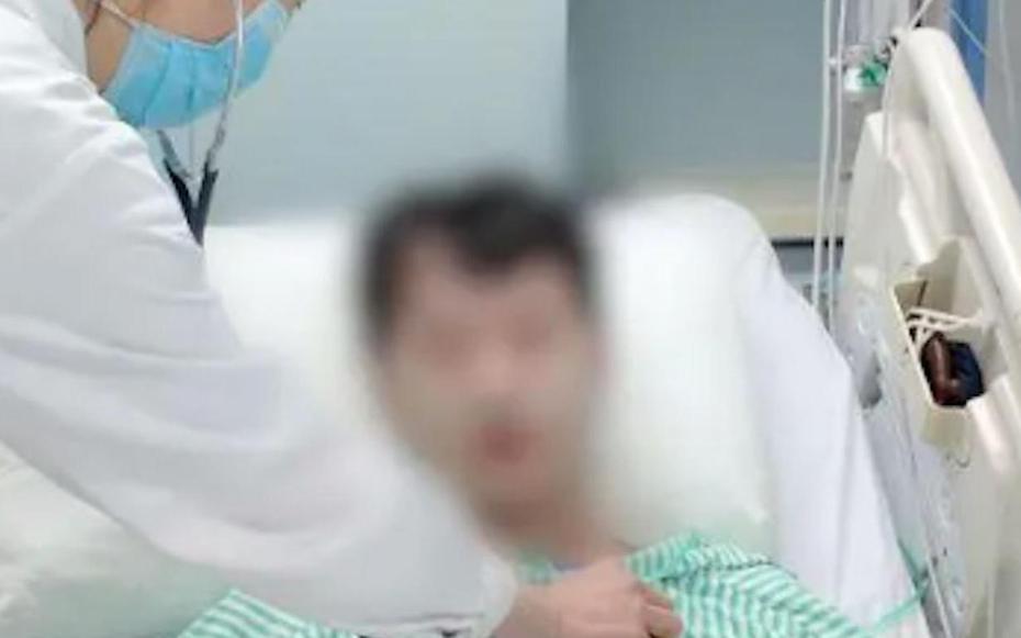 Người đàn ông loét ruột, suýt tử vong vì ăn hải sản theo cách quen thuộc