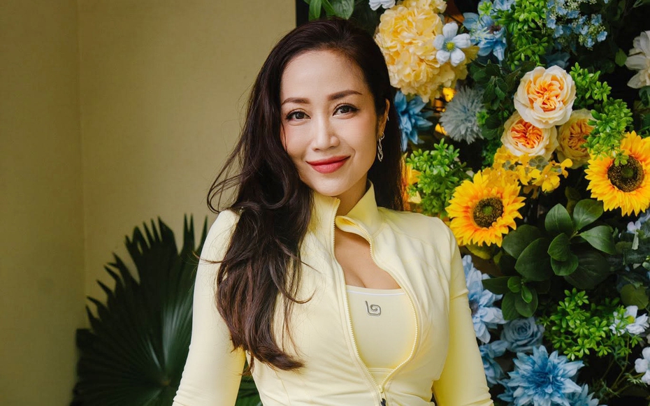 Nghệ sĩ Ốc Thanh Vân cùng 3 con trở lại Úc