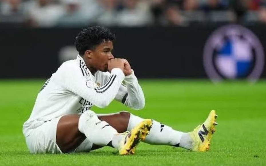 Real Madrid ra quyết định với "thần đồng bóng đá Brazil"