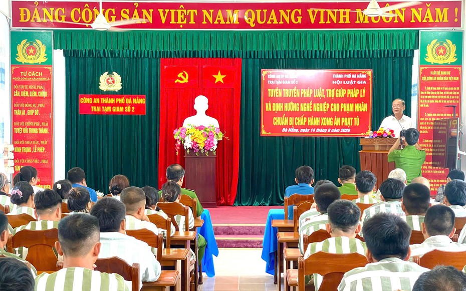Ngày trở về của người mãn hạn tù bắt đầu từ hiểu luật, có nghề và một cơ hội làm lại