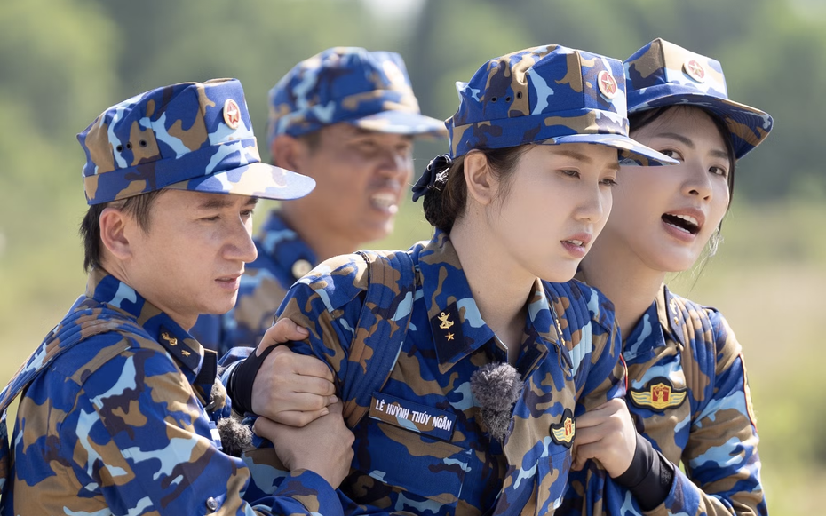 Sao nhập ngũ 2026: Thúy Ngân ngất xỉu ngay ngày đầu nhập ngũ