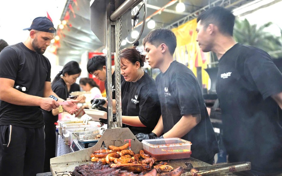 Khách du lịch đến Việt Nam tăng nhanh, nhưng chưa tiêu nhiều tiền