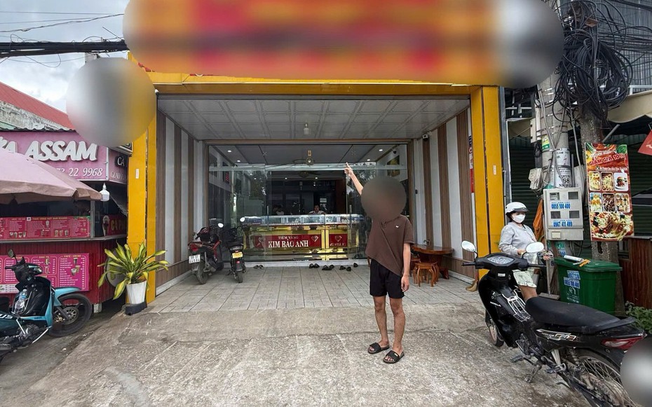 Bắt nam sinh viên giật lắc vàng 17 triệu đồng sau 3 giờ