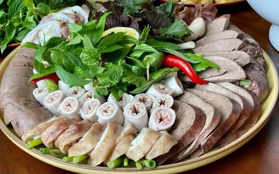 6 nhóm người nên nói "không" với lòng lợn: Món khoái khẩu có thể tiềm ẩn nhiều rủi ro sức khỏe
