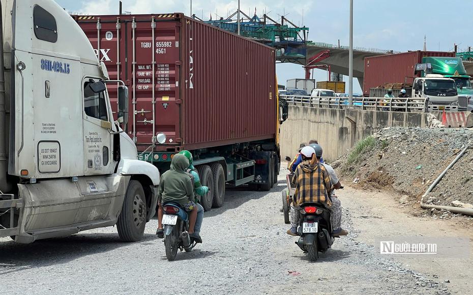 Tp.HCM: “Siết” an toàn giao thông tại nhiều đại công trường