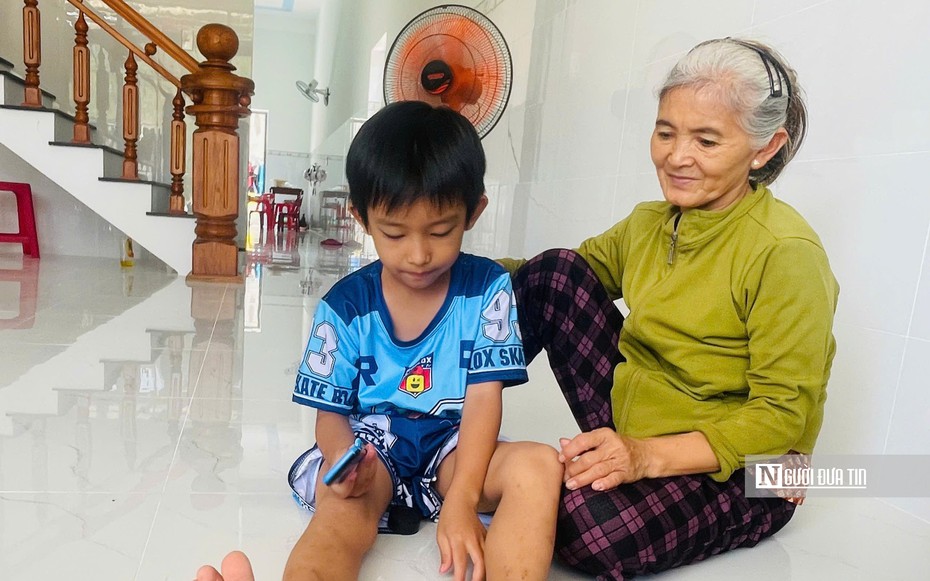 Rời khu sạt lở núi Cấm, người dân yên tâm trong ngôi nhà mới