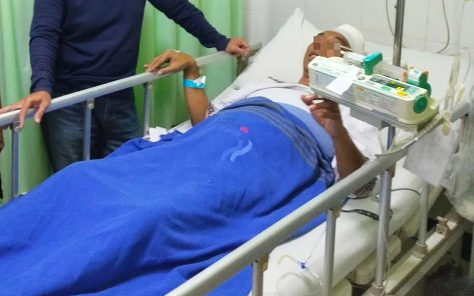 Người đàn ông 49 tuổi não teo như 80 tuổi vì thói quen "vạn người mê"