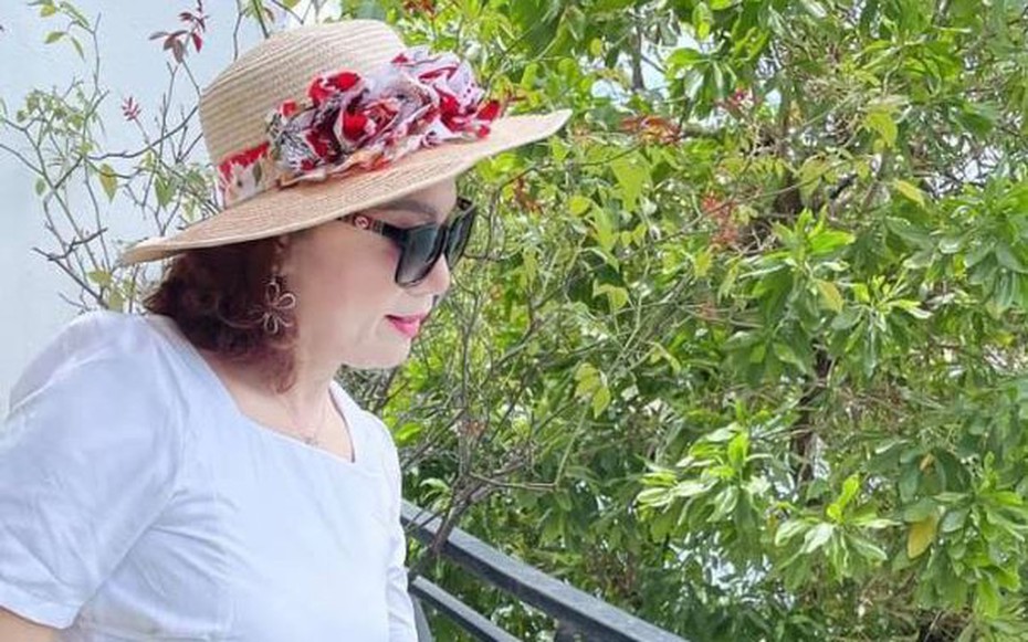Nghệ sĩ nhân dân là mỹ nhân màn ảnh một thời, tuổi xế chiều bình yên bên con cháu