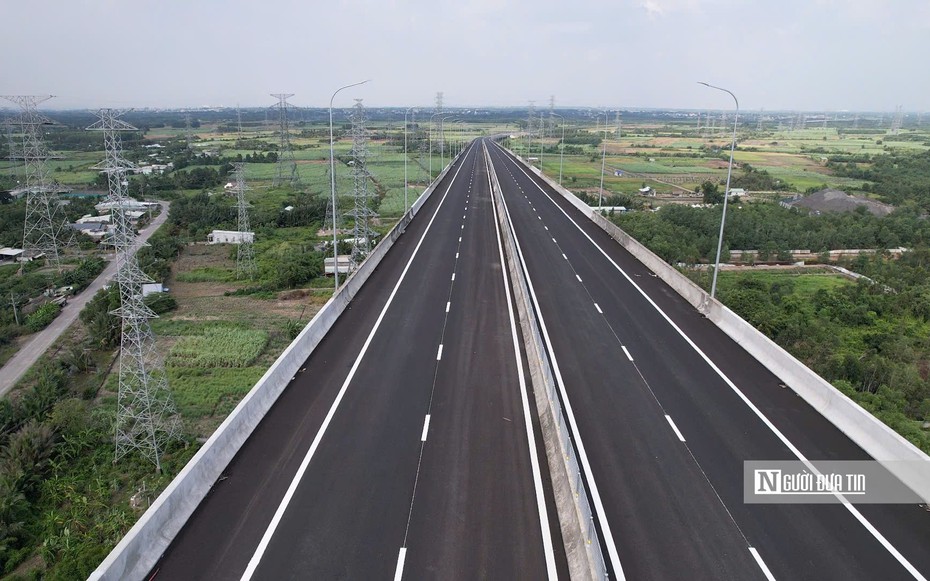 Toàn cảnh cao tốc Bến Lức – Long Thành trước giờ thông xe toàn tuyến