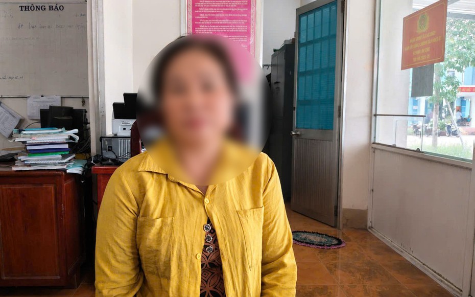 Bán vàng lấy tiền cho con riêng, người phụ nữ dựng hiện trường bị trộm