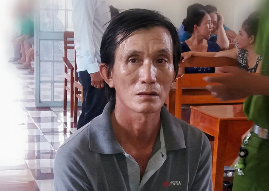 Trả hồ sơ vụ đối tượng đánh chồng nhập viện, để được yêu vợ