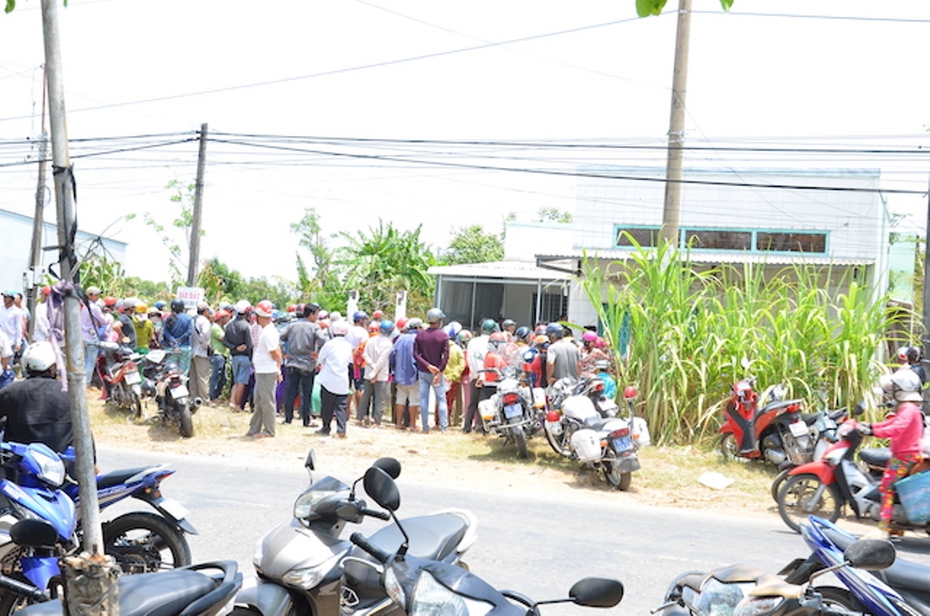 Truy bắt thủ phạm giết người phụ nữ bán thịt lợn bằng "mưa" dao