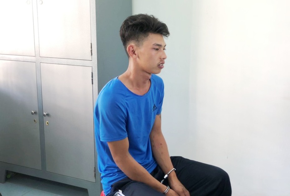 Hỗn chiến giữa hai nhóm thanh niên, một người bị chém đứt lìa cẳng tay