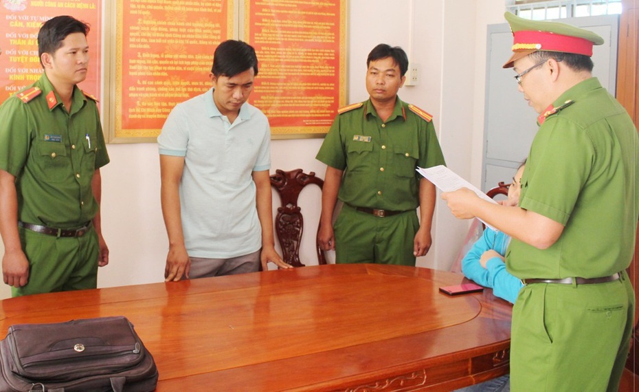 Gây thất thoát trên 4 tỷ đồng, 2 bị can liên quan vụ lợi dụng chế độ chính sách bị khởi tố