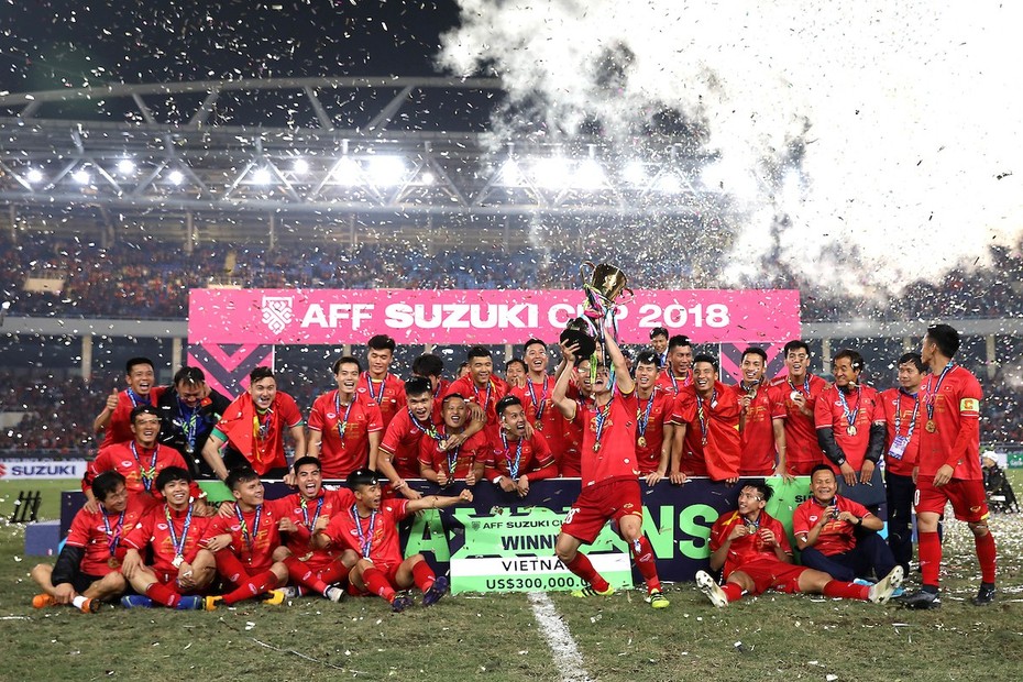 Sau AFF Cup, Việt Nam bỏ xa đối thủ Thái Lan trên bảng xếp hạng