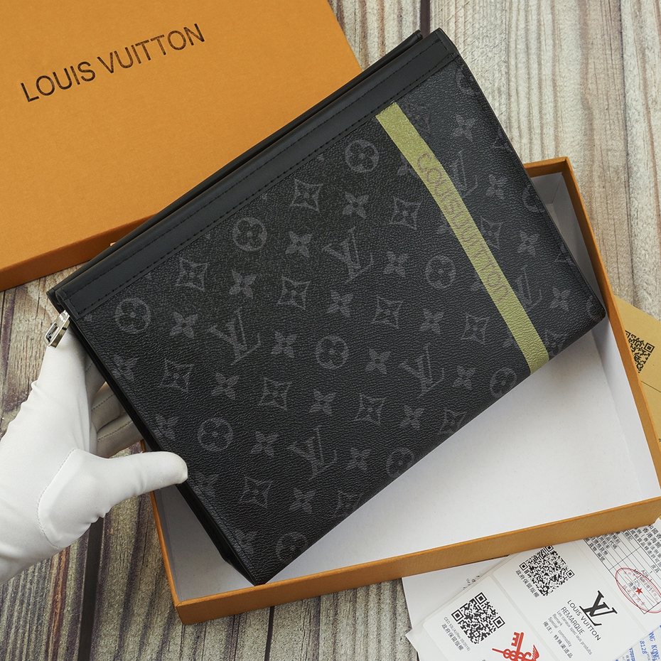Ngoảnh đi ngoảnh lại, ví hàng hiệu Louis Vuitton "không cánh mà bay" ở sân bay Nội Bài