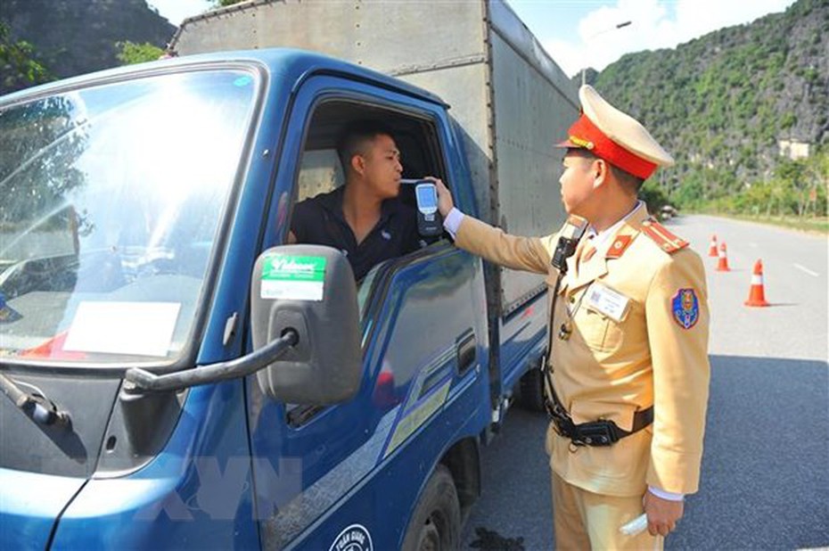 Tăng cường thực hiện Luật Phòng, chống tác hại của rượu, bia