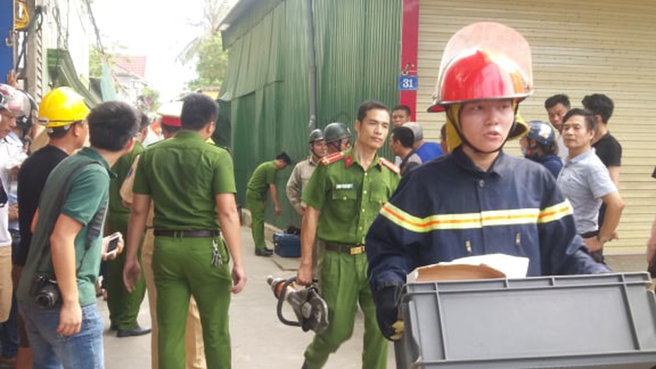 Lời kể người chứng kiến vụ sập nhà cao tầng khiến một nạn nhân bị bê tông đè nát