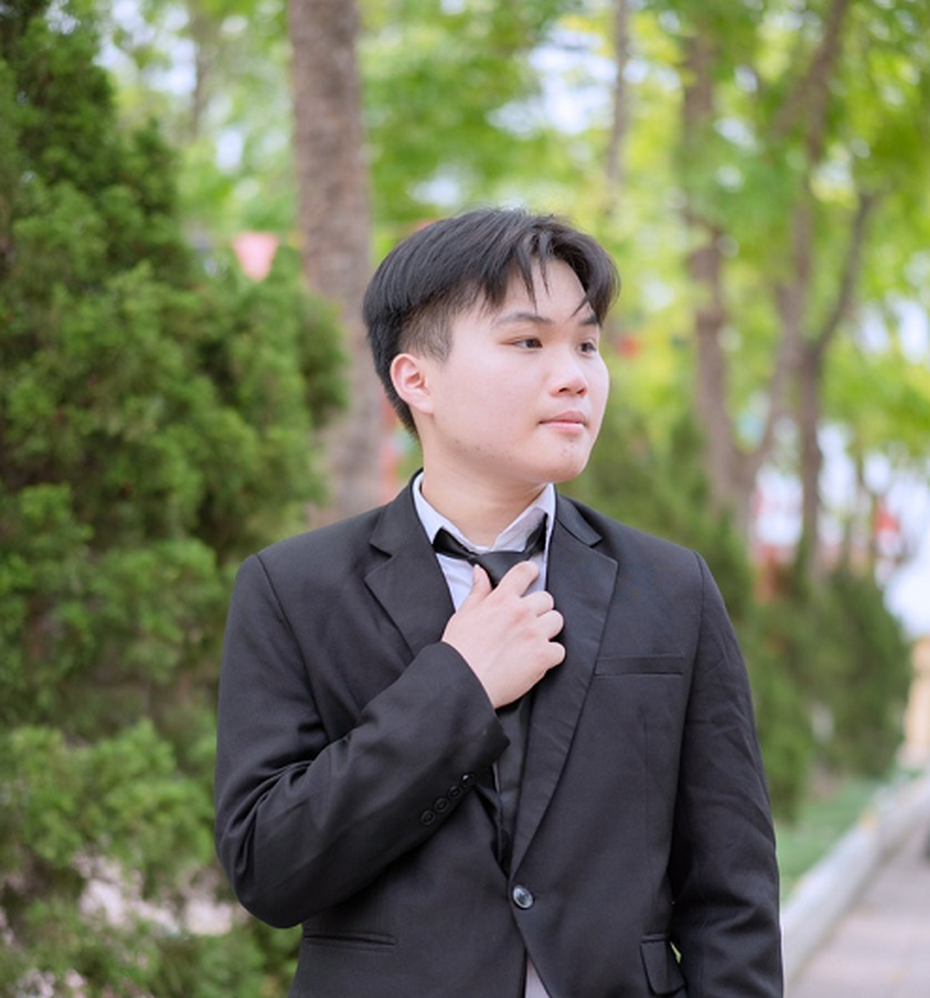 Thành tích học tập "đáng nể" của nam sinh Hà Tĩnh được xét tuyển thẳng Đại học