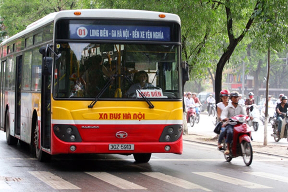 Nguyên nhân sâu xa của việc mở lại làn ưu tiên xe buýt trên đường Nguyễn Trãi