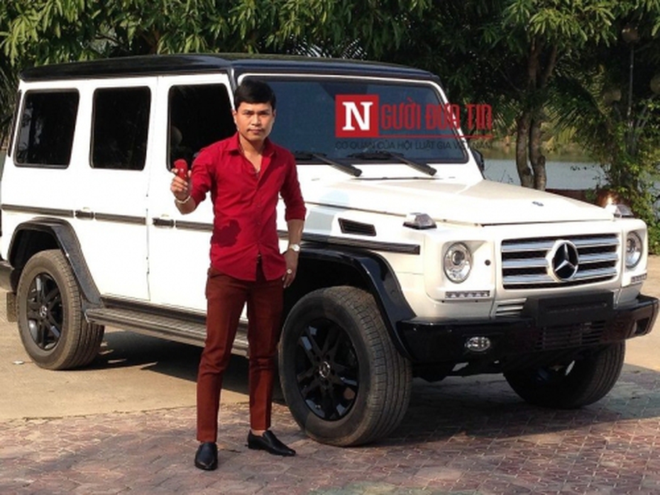 Nữ đại gia Hà Tĩnh "nổ phát súng đầu tiên", chi hẳn 17 tỷ sắm siêu xe Maybach