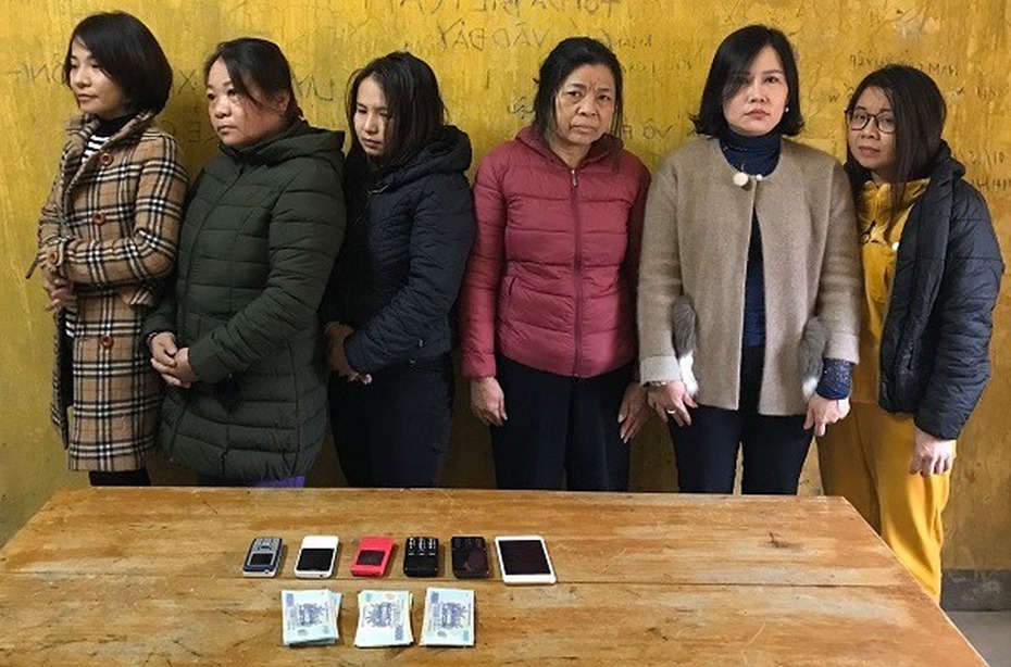 Triệt phá đường dây lô đề quy mô là nữ giới tại Hà Tĩnh