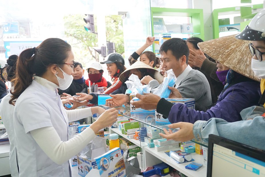 Số đường dây nóng phản ánh cửa hàng tăng giá bán khẩu trang y tế tại Hà Tĩnh