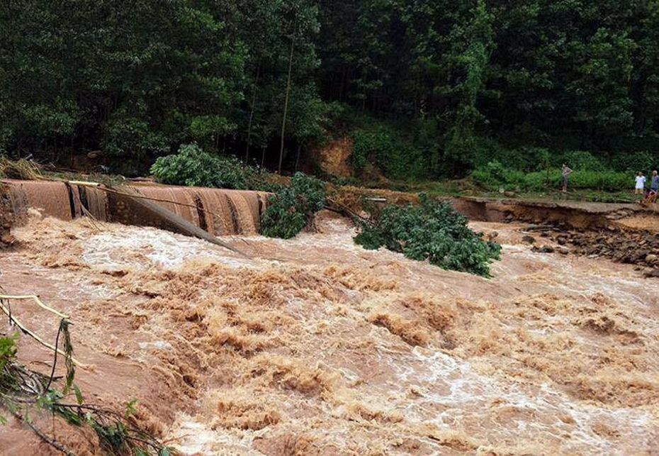 Thủ tướng yêu cầu chủ động ứng phó mưa lũ tại Bắc Bộ và Bắc Trung Bộ