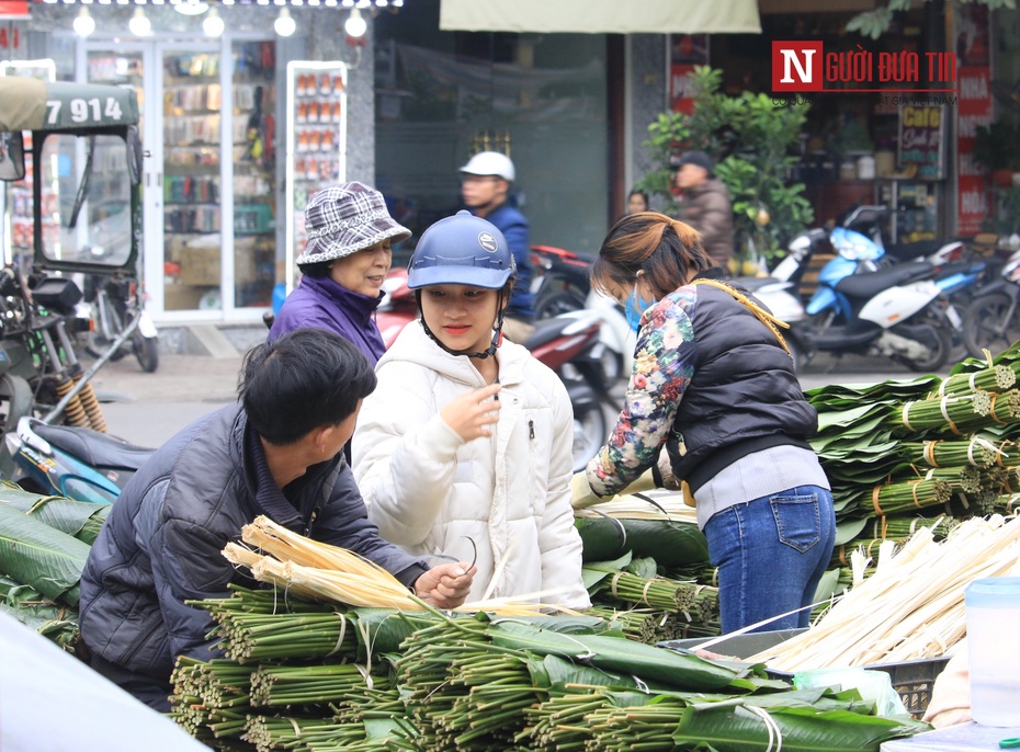 Ký ức nơi chợ lá dong cổ xưa nhất Hà Nội, mỗi năm chỉ gặp một lần