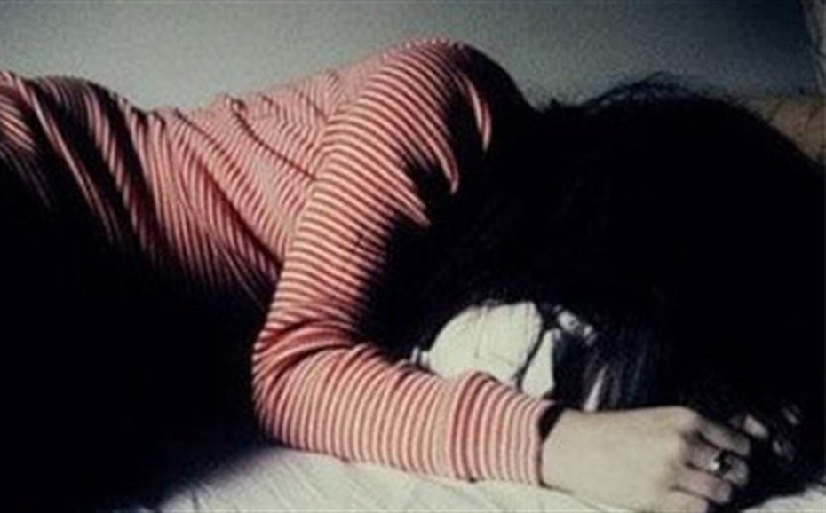 Vừa chấp hành xong án hiếp dâm cụ bà, lại vào tù vì hiếp dâm "vợ bạn"