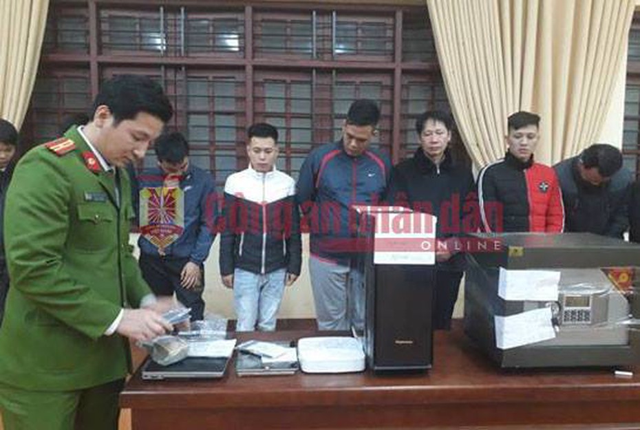 Phá ổ cá độ bóng đá 500 tỷ đồng, truy bắt đối tượng cầm đầu