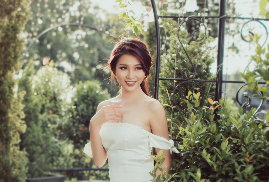 Người mẫu Chế Nguyễn Quỳnh Châu: "Tôi và người cũ văn minh lắm"!