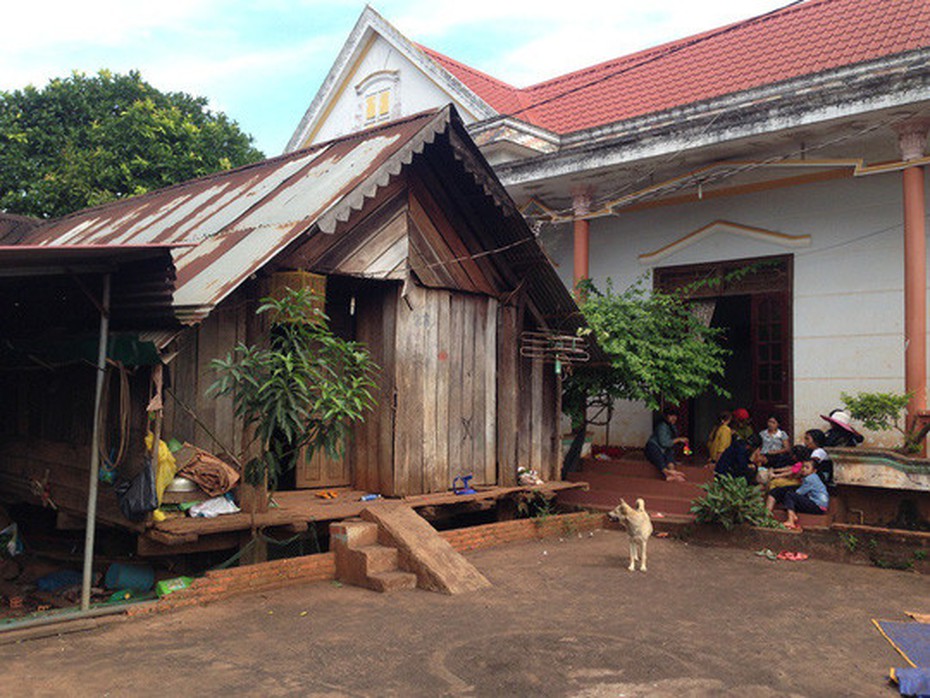 Bên trong ngôi nhà ở Đắk Lắk của tân Hoa hậu H'Hen Niê