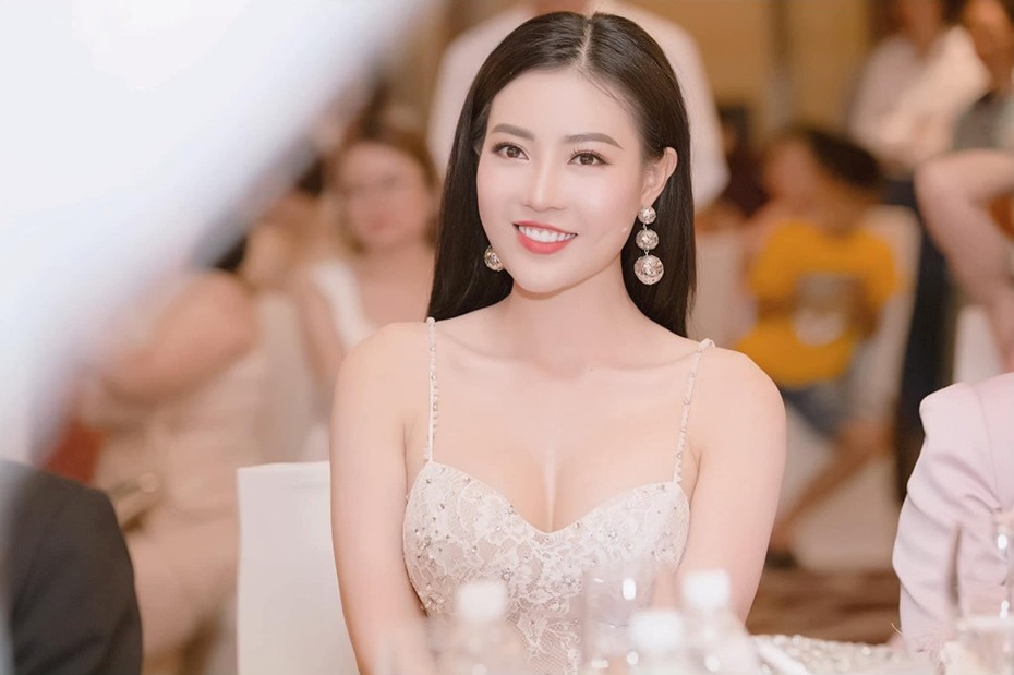 Lan "cave" của Quỳnh Búp bê lên tiếng về tin đồn trục trặc tình cảm với chồng sau 10 năm chung sống