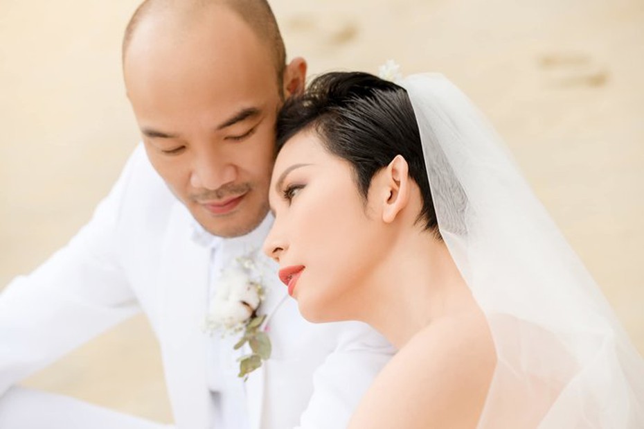 Sau khi chia tay người yêu ở Hà Nội, siêu mẫu Xuân Lan bất ngờ làm đám cưới ở Đà Nẵng