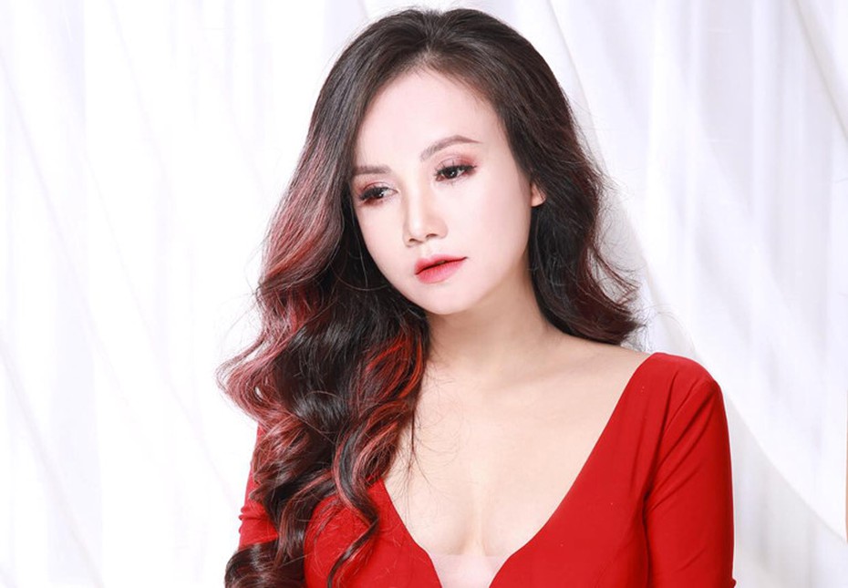 Diễn viên Hoàng Yến: "Lấy được ông chồng thứ 4, tôi hạnh phúc lắm"