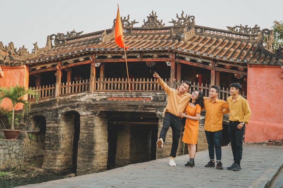 Du lịch 6 tháng đầu năm: Khách quốc tế đến Việt Nam tăng gần 7 lần