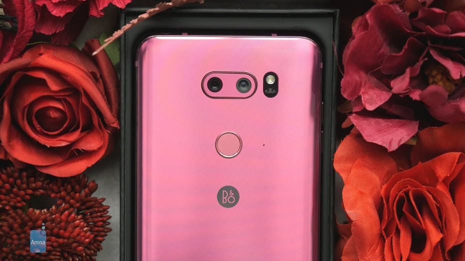 LG tung ra phiên bản V30 màu hồng ngọt ngào chào đón Valentine