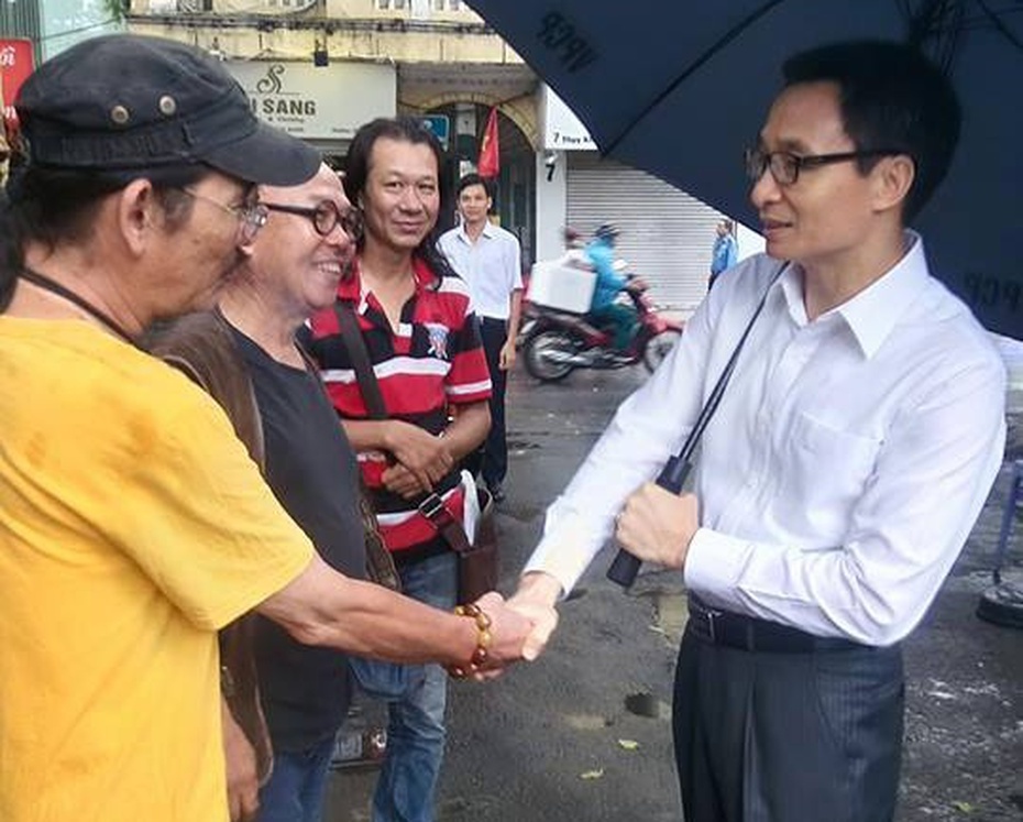 Phó Thủ tướng Vũ Đức Đam bất ngờ thị sát hãng Phim truyện Việt Nam