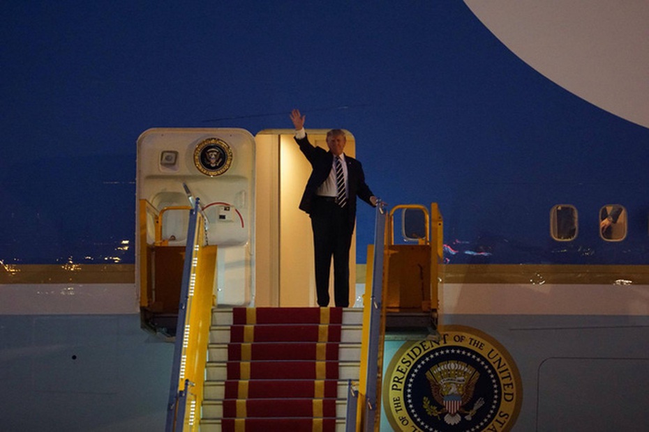 Tổng thống Donald Trump đến Hà Nội