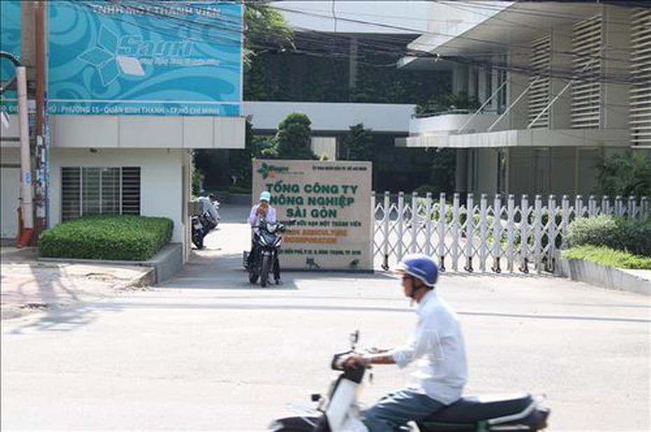 Khởi tố nguyên Phó Chánh văn phòng UBND TP.HCM