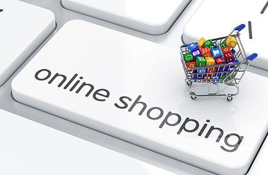 Cô gái trẻ lừa đảo bán hàng online bị người làm thuê tống tiền