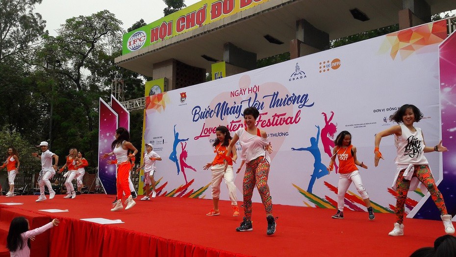 Ngày hội Zumba "Bước nhảy yêu thương": Chấm dứt bạo lực - Vun đắp yêu thương