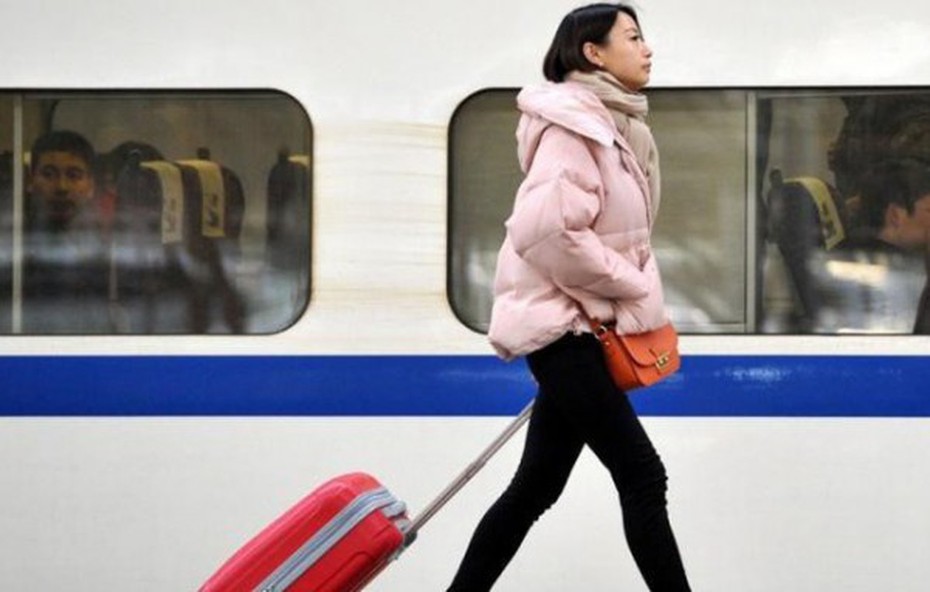 Tết này, mẹ không có quyền gì để cấm con về nhà ngoại ăn Tết