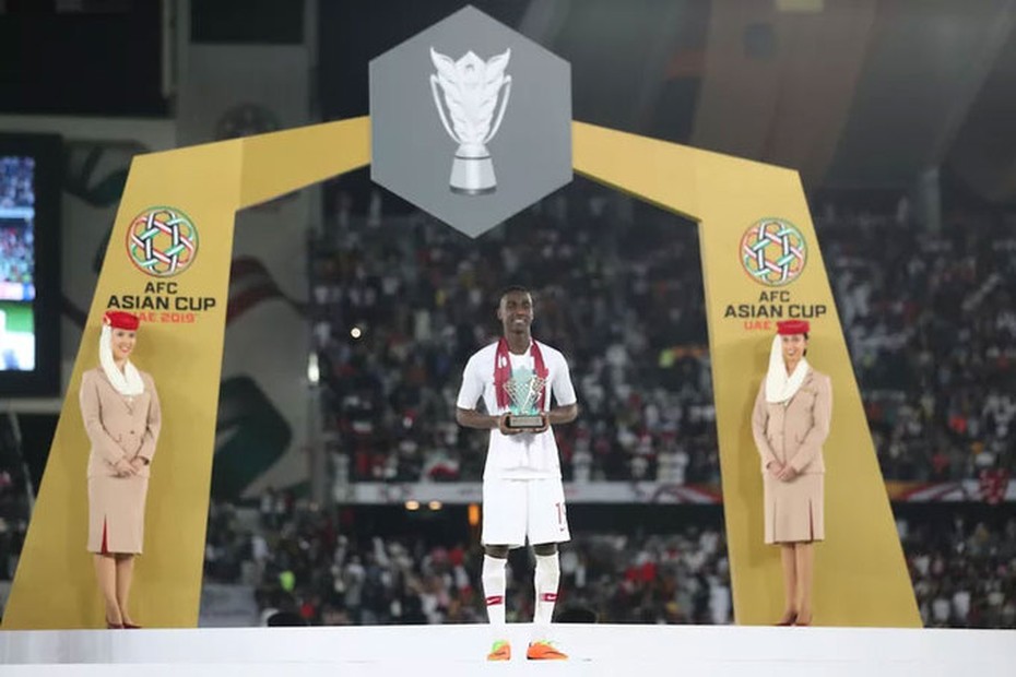Hé lộ điều đặc biệt về cầu thủ được mệnh danh "vua phá lưới" Asian Cup 2019