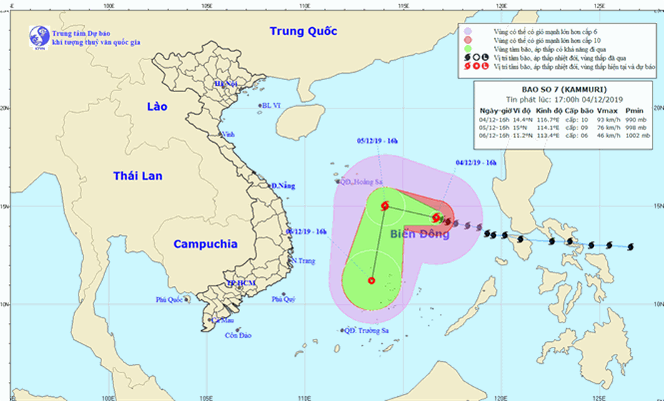 Tin mới nhất về bão Kammuri: Cách quần đảo Trường Sa hơn 400 km, giật cấp 12