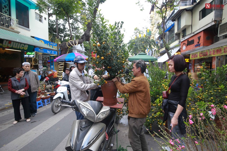 Chất lượng không khí ngày 17/1: TP.HCM vẫn ở mức kém, Hà Nội trong lành